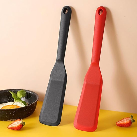 Spatule en silicone | La Racleuse - morad bya lmcuisiner momobya2171